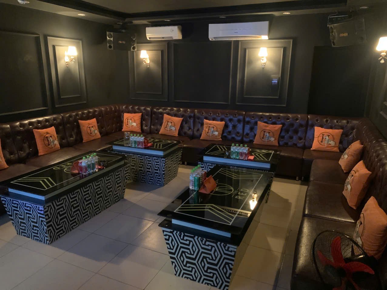THE RED private grand room